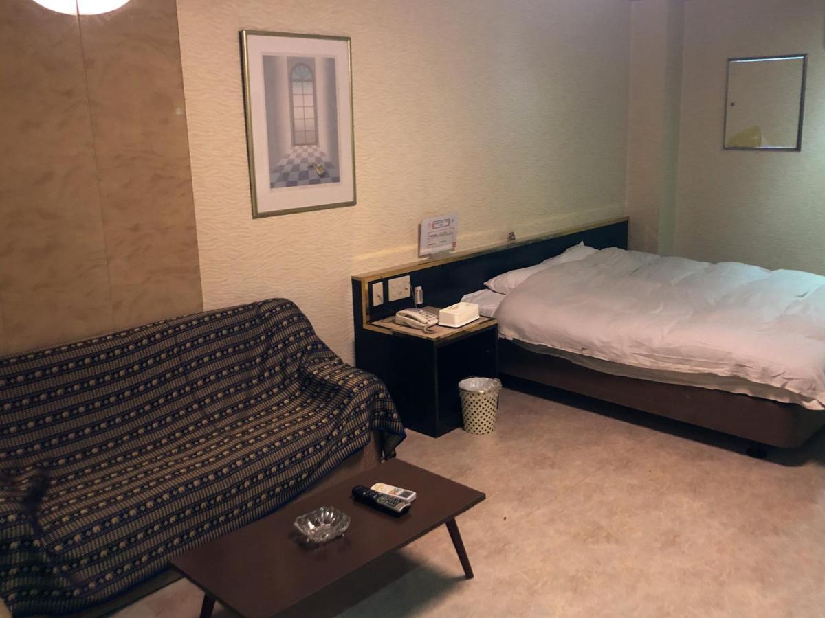 Hotel One Love (Adults Only) Oszaka Kültér fotó