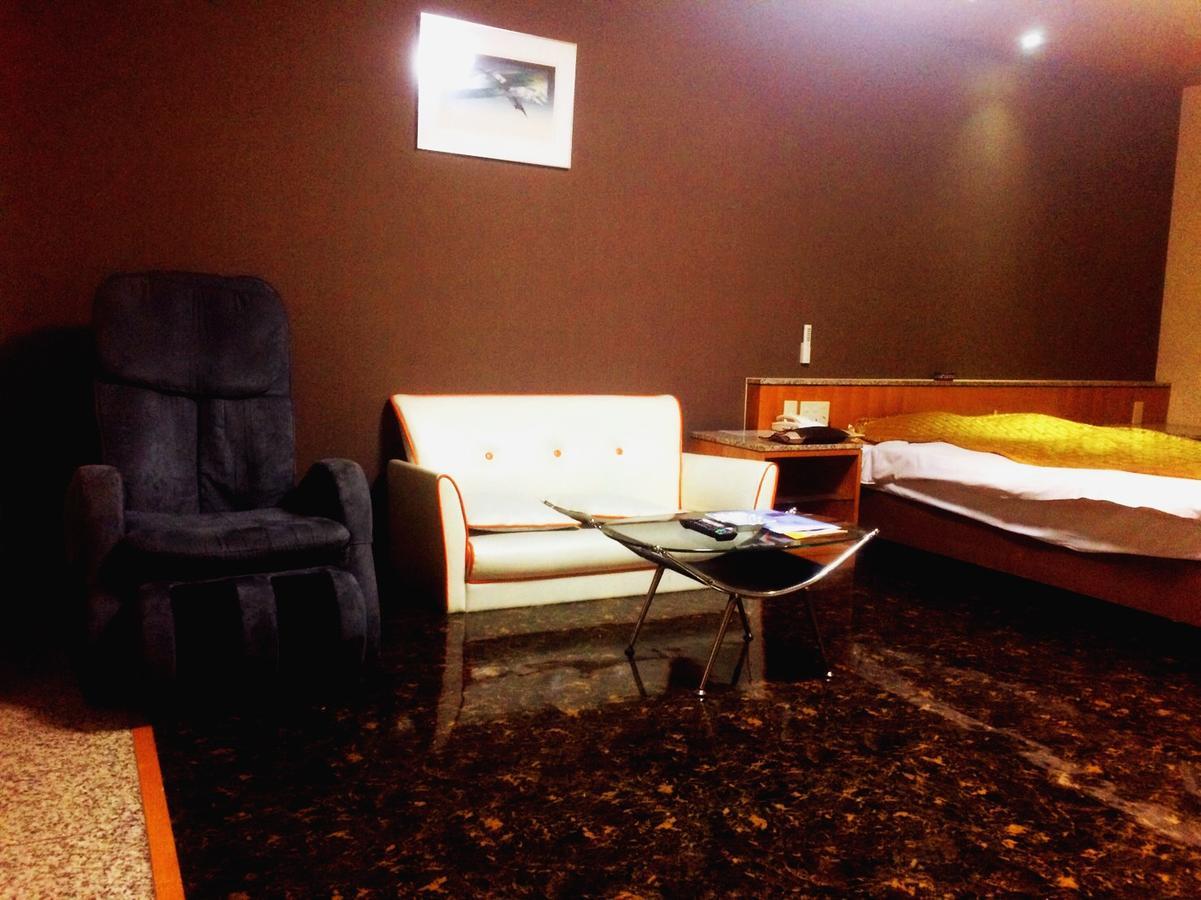 Hotel One Love (Adults Only) Oszaka Kültér fotó